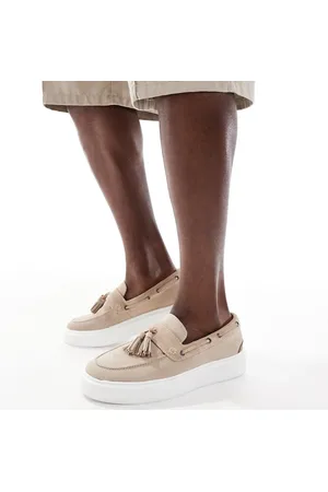 ASOS – Wildleder-Halbschuhe in Steinbeige mit Quasten und Cupsohle