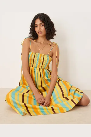 ASOS – Gestreiftes Midikleid aus Baumwoll-Popeline mit gesmokter Brustpartie