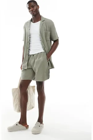 Emporio Armani – Bodywear – Lounge-Shorts in Khakigrün mit Logo und Waffelstruktur, Kombiteil