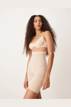 Spanx – Seamless Power – Shorts in Beige mit hohem Bund