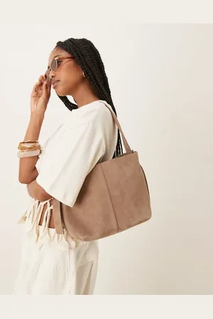 Beck Söndergaard – Fraya – Wildleder-Schultertasche in Steinbeige mit Umhängeriemen