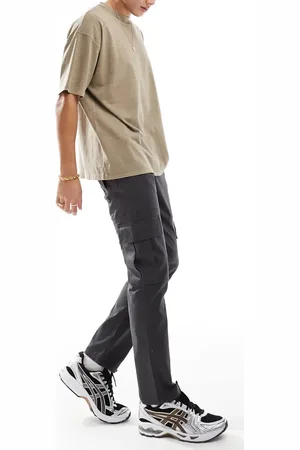 ASOS – Schmal geschnittene Cargohose in Anthrazit