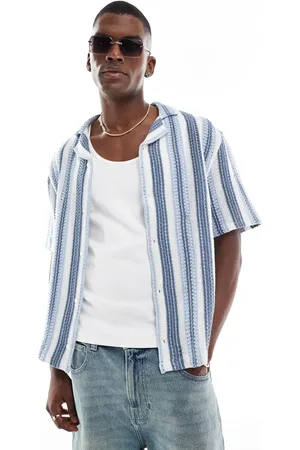 Hollister – Kurzärmliges Hemd mit blauen, gehäkelten Kontrast-Streifen