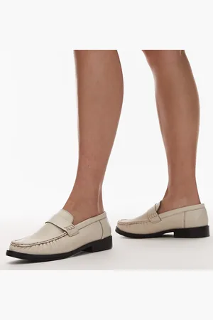 Topshop – Carey – Leder-Loafer in Buttermilchgelb mit Raffung