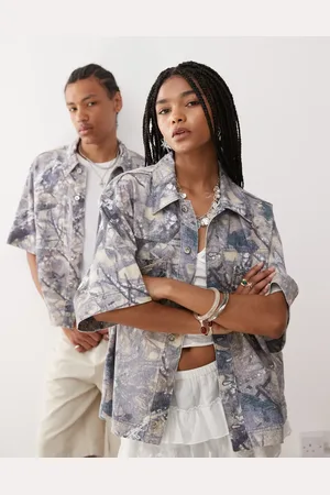 COLLUSION Unisex – Kastiges Jeanshemd mit Military-Muster