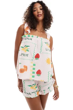 Pieces® – Shorts in Blassrosa mit hohem Bund und Obst-Print, Kombiteil