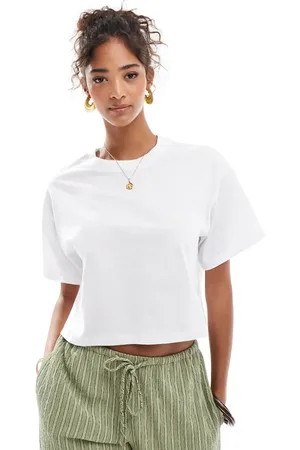 Stradivarius – STR – Cropped-T-Shirt in