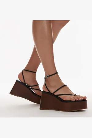 Topshop – Hallie – Riemchen-Keilabsatzschuhe in