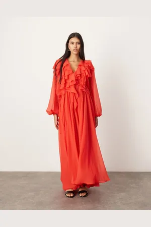 ASOS – Chiffon-Maxikleid in mit ungesäumten Kanten, Rüschen und Tunnelzug in der Taille