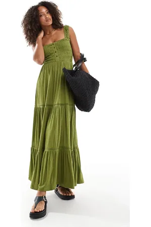 ASOS – Gestuftes, gerafftes Midikleid in Olivgrün mit eckigem Ausschnitt und Spitzeneinsätzen
