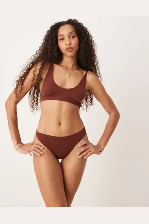 ASOS – Gerippter String-Tanga in Schokoladenbraun
