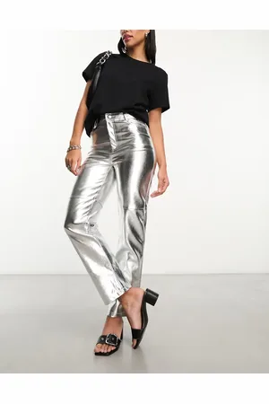 New Look – Kunstleder-Hose in -Optik mit geradem Bein