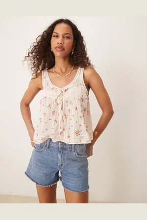 ASOS – Camisole mit Blumenmuster, Knopfleiste vorne und Spitzenborte