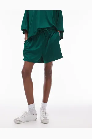 Topshop – Longline-Sportshorts in mit Picot-Detail, Kombiteil