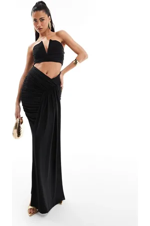 ASOS – Trägerloses, gerafftes Midikleid in mit tiefem V-Ausschnitt