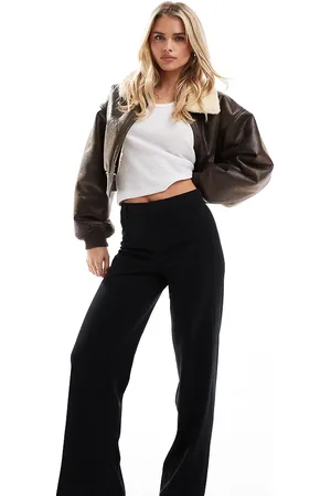 Bershka Petite – Elegante Hose in mit hohem Bund und weitem Bein