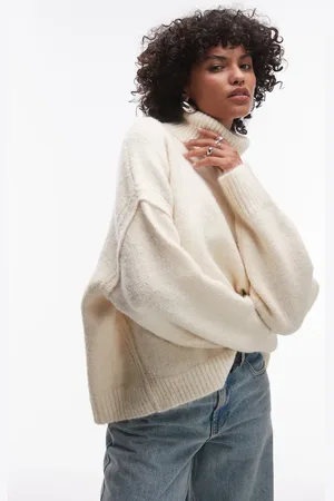 Topshop – Gestrickter Rollkragenpullover in Elfenbeinweiß mit Ziernaht und lockerem Schnitt