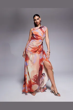 ASOS – Gerüschtes Maxikleid mit abstraktem Muster, Rückenausschnitt und geraffter Taille