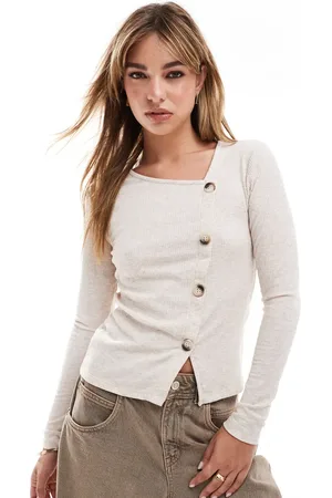 JDY – Asymmetrisches, geripptes Oberteil in Beige mit Knopfdetail