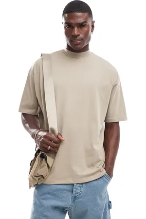 ASOS – Basic-T-Shirt in Steinbeige mit hohem Ausschnitt und Oversize-Schnitt