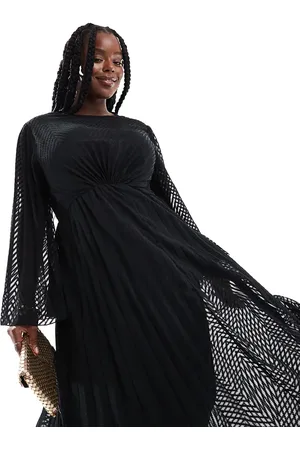 ASOS ASOS DESIGN Curve – Plissiertes, hinten gebundenes Chiffon-Midikleid in mit Trompetenärmeln und Winkelstreifenmuster