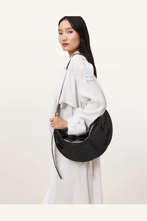 AllSaints – Halbmondförmige Schultertasche in glänzendem