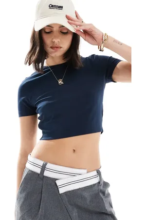 Threadbare – Kurzes, knapp geschnittenes T-Shirt in