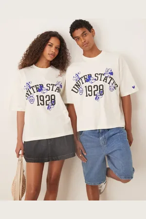 ASOS – Disney – Kastiges Unisex-T-Shirt in Steinbeige mit Oversize-Schnitt und „Micky Maus & Friends“-Print