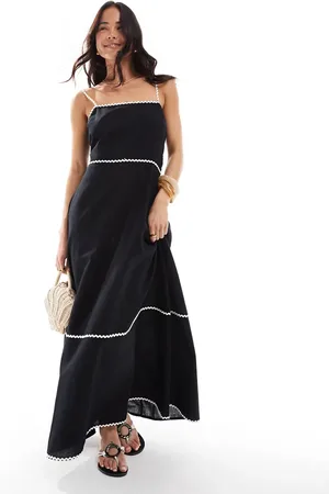 Esmée – Exclusive – Maxi-Strandkleid in Schwarz mit weißem Zickzack-Besatz
