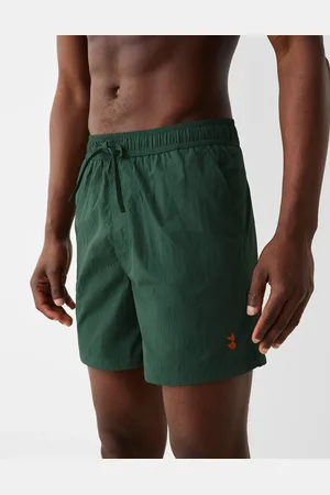 Bershka – Badeshorts in mit Knitterstruktur