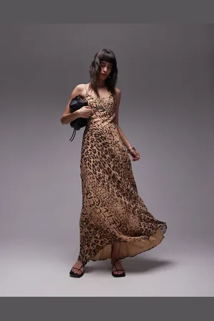 Topshop – Maxi-Trägerkleid in mit Tierfellmuster und Verzierung
