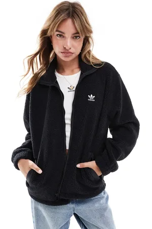 adidas – Teddyfleece-Jacke in mit durchgehendem Reißverschluss