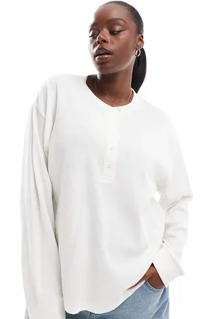 ASOS ASOS DESIGN Curve – Langärmliges Henleyshirt in Cremeweiß mit Oversize-Passform und Waffelstruktur