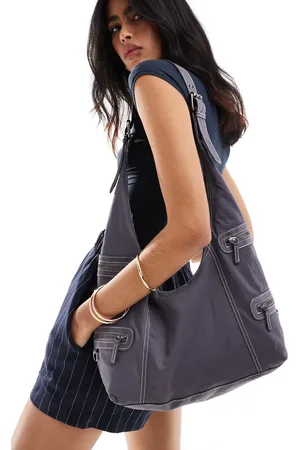 Pull&Bear – Weiche Tasche in Anthrazit mit kontrastierendem Detail