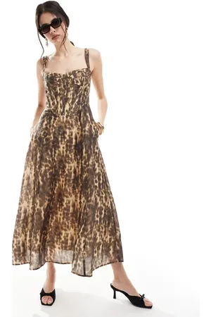 Bardot – Midi-Skater-Kleid mit Korsett-Detail und Leopardenmuster