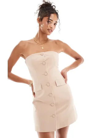 Miss Selfridge – Elegantes, trägerloses Minikleid in mit Knopfleiste
