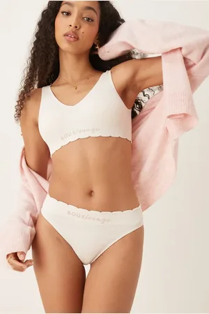 Boux Avenue – Gerippter Tanga in Steinbeige mit Bogenkante