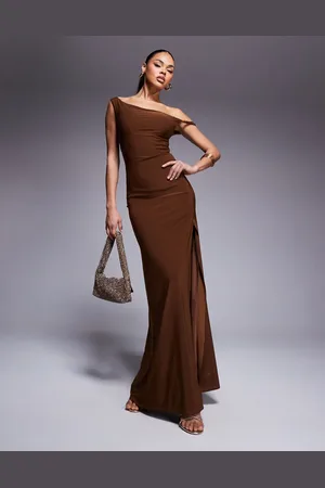 ASOS – Maxikleid in Bronze mit verdrehtem Schulterdetail und Schnürung am Rücken