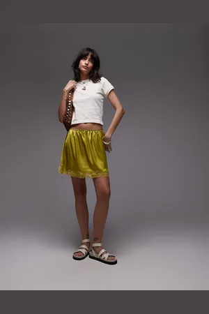 Topshop – Petticoat aus Satin in Limettengrün mit Spitzenbesatz