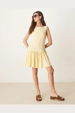 ASOS – Leinenmix-Minikleid in Buttermilchgelb mit tiefer Taille