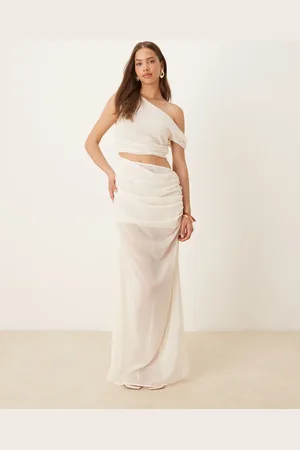 SNDYS – Schulterfreies, transparentes Maxikleid in Wollweiß mit seitlichem Cut-Out