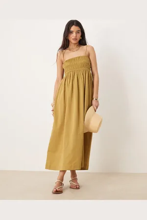 ASOS – Maxikleid aus Baumwoll-Satin in Moos mit gesmoktem Dekolleté