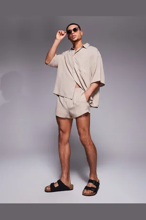 ASOS – Sehr kurze Leinenmix-Shorts in Hellbraun