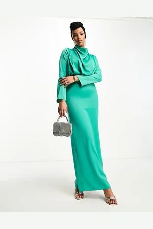 ASOS – Modest – Hochgeschlossenes, langärmliges Maxikleid aus Satin in Smaragdgrün mit plissiertem Detail