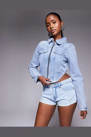 River Island – Mini-Shorts in hellblauer Denim-Waschung
