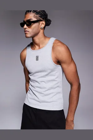 ASOS – Muskelshirt aus schwerem Stoff (300 g/m²) in meliertem mit hohem Rundhalsausschnitt und Logo-Stickerei auf der Brust