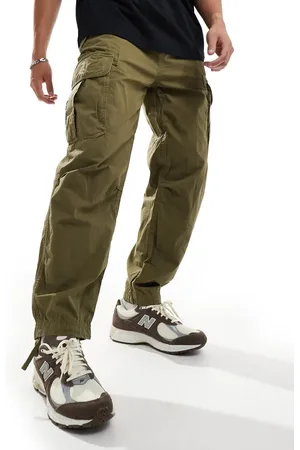 Superdry – Weite Fallschirmhose in gebranntem Olivgrün