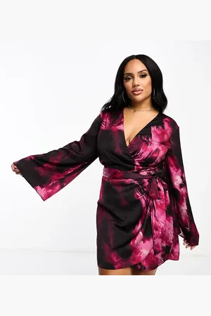 ASOS ASOS DESIGN Curve – Exklusives Wickel-Minikleid aus Satin mit abstraktem Muster und Bindegürtel