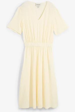 bonprix Midikleid aus luftigem Seersucker