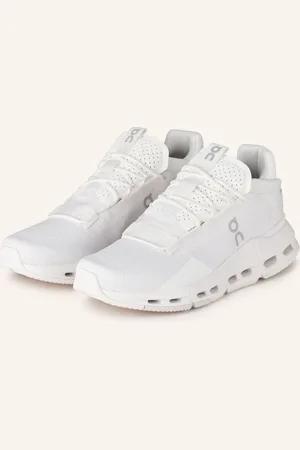 On Running Sneaker Cloudnova 2